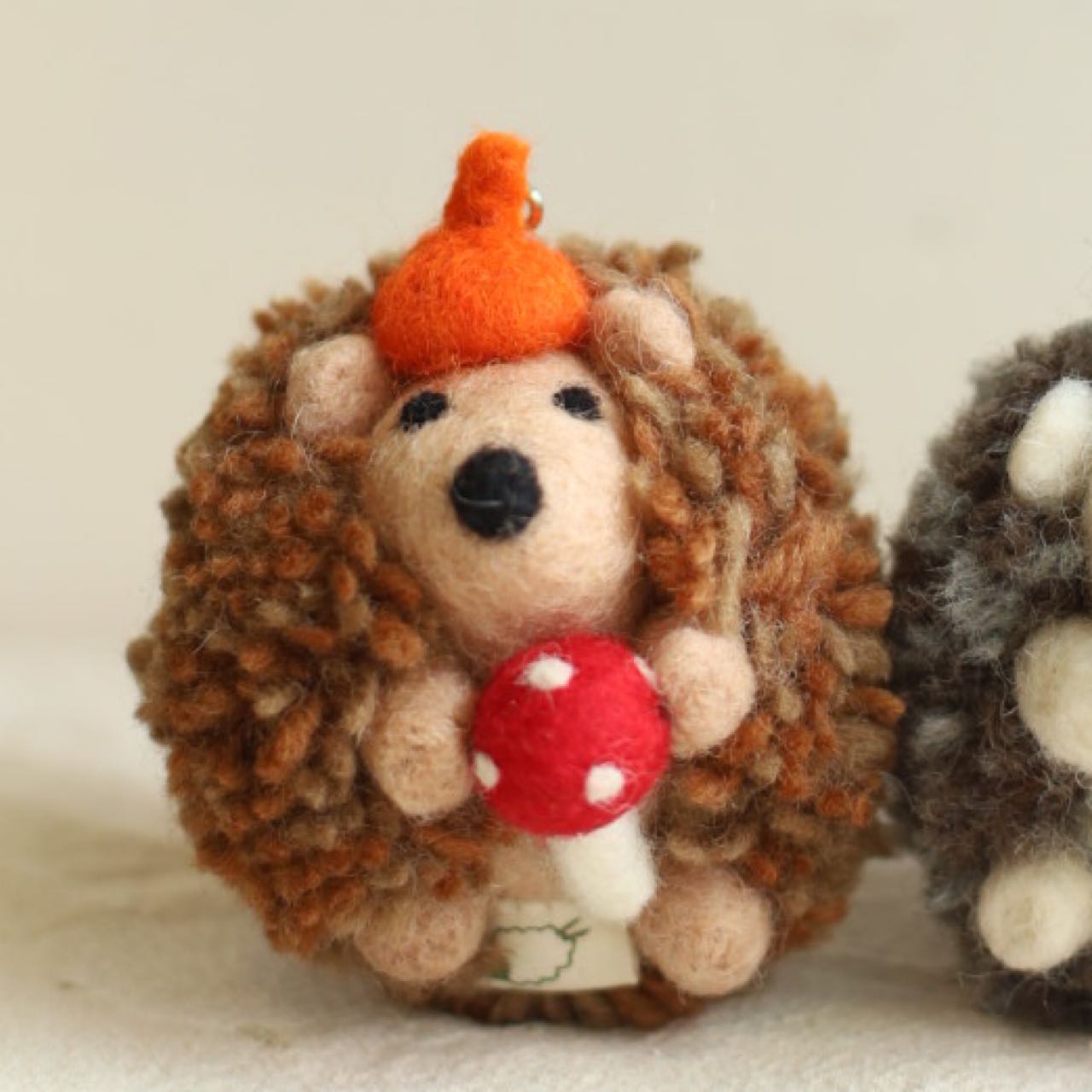 Keychain-Painter Hedgehog (Mushroom)